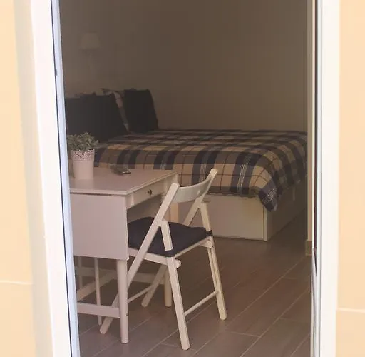 Isaura Apartman Peniche